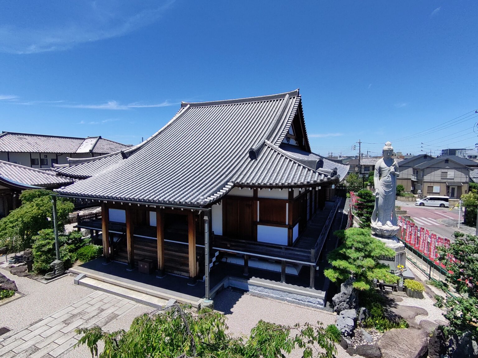 名古屋市名東区 日蓮宗 寿延山 本成寺の本堂外観